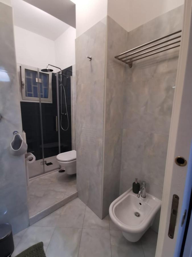 Comfort Apartment And Terrace Nel Cuore Di Bari Exterior foto